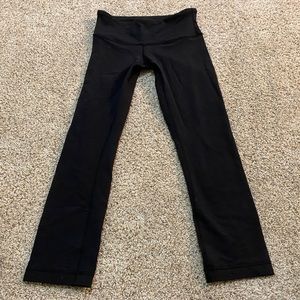Lululemon Black Cropped Leggings